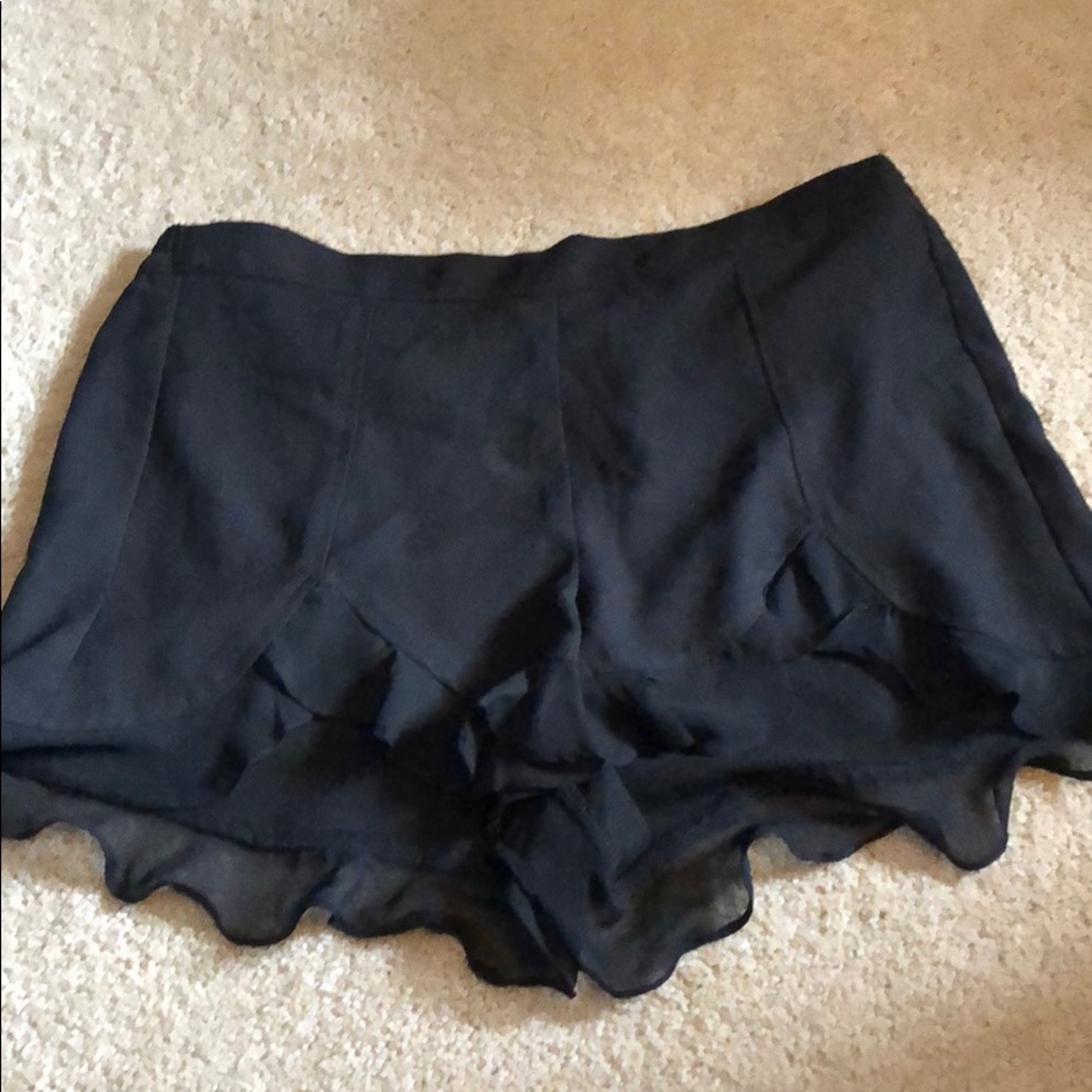 Medium black ruffle dress shorts